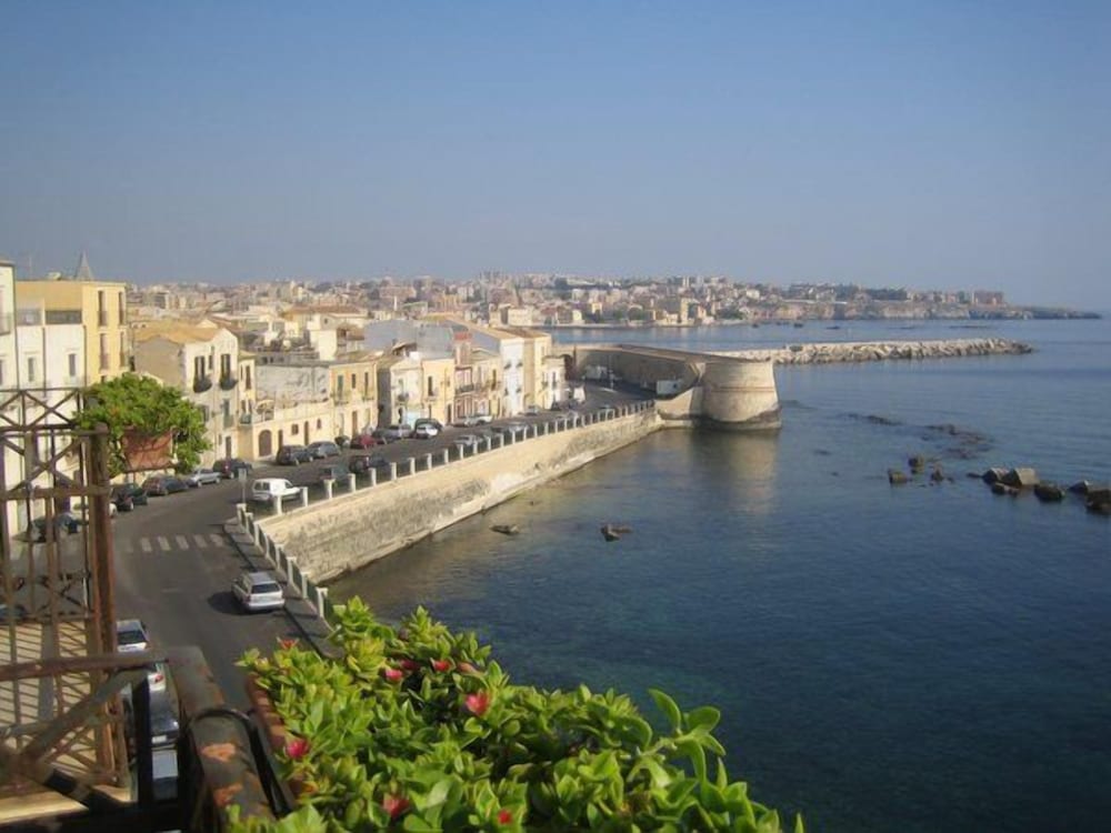 domus mariae albergo