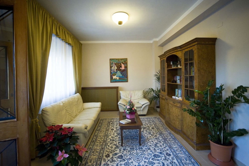 villa hotel del sole