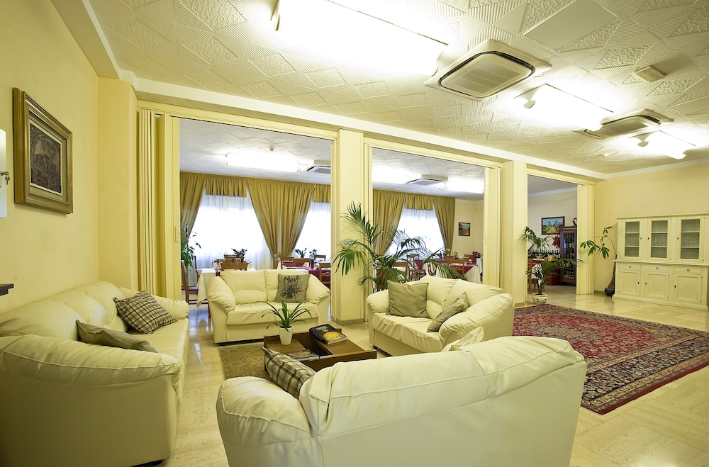 villa hotel del sole