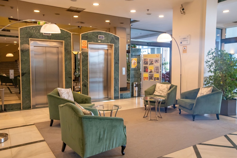 hotel yaramar adults recommended