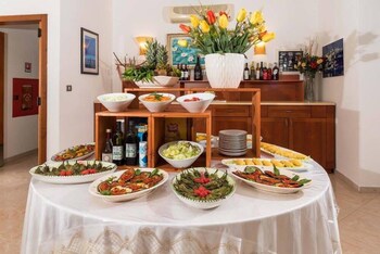 albergo villa a mare