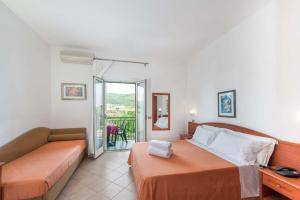 albergo villa a mare