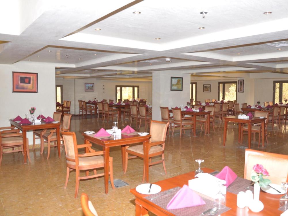 reef al malaz hotel international