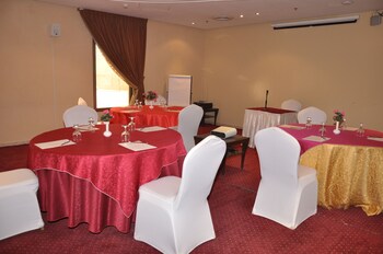 reef al malaz hotel international