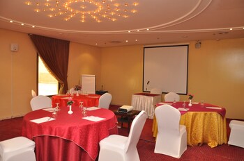 reef al malaz hotel international