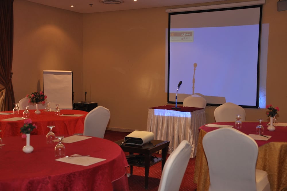 reef al malaz hotel international