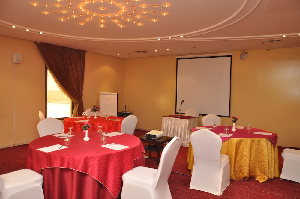 reef al malaz hotel international