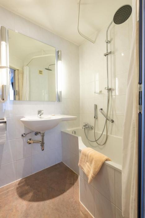 the black swan hotel