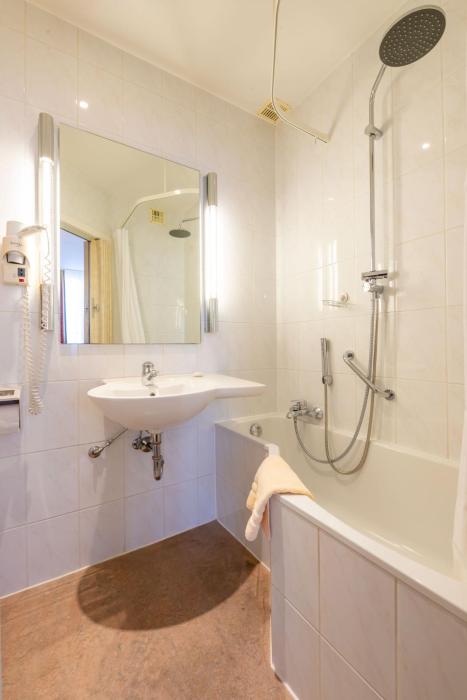 the black swan hotel