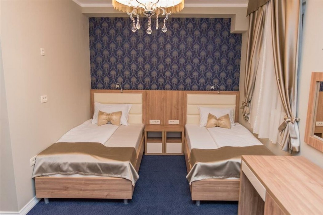 crnogorska kuca hotel podgorica