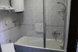 crnogorska kuca hotel podgorica