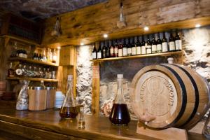 crnogorska kuca hotel podgorica