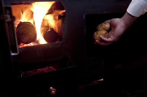 crnogorska kuca hotel podgorica
