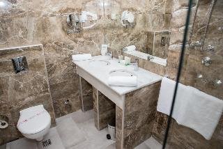 crnogorska kuca hotel podgorica