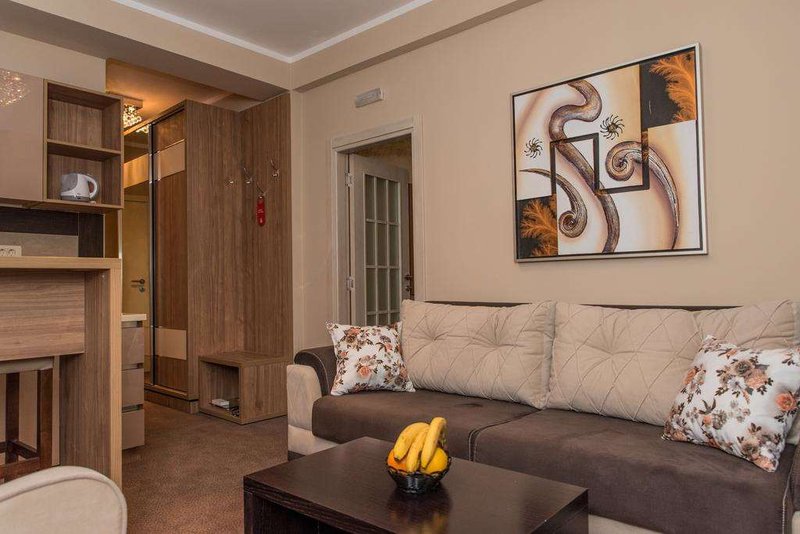 crnogorska kuca hotel podgorica