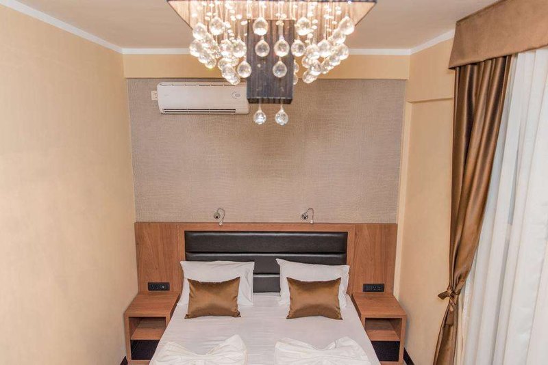 crnogorska kuca hotel podgorica