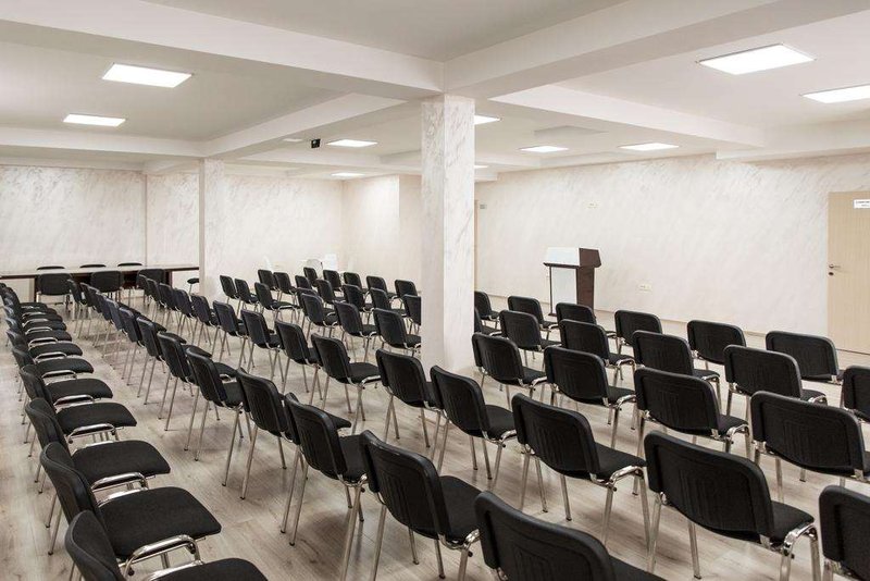crnogorska kuca hotel podgorica