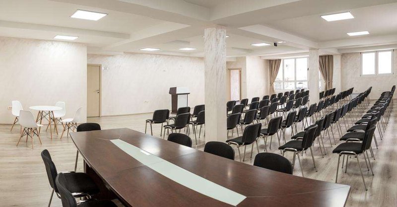 crnogorska kuca hotel podgorica