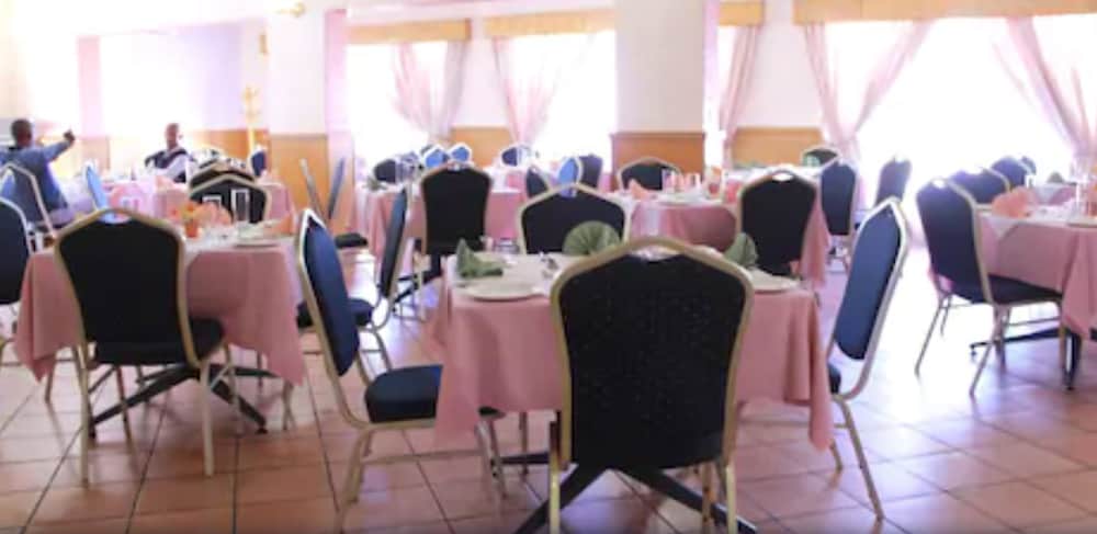blue mountain inn