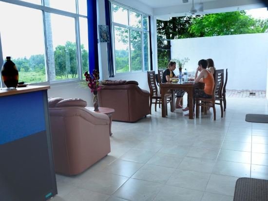 othashy airport hotel