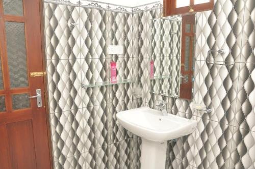 othashy airport hotel