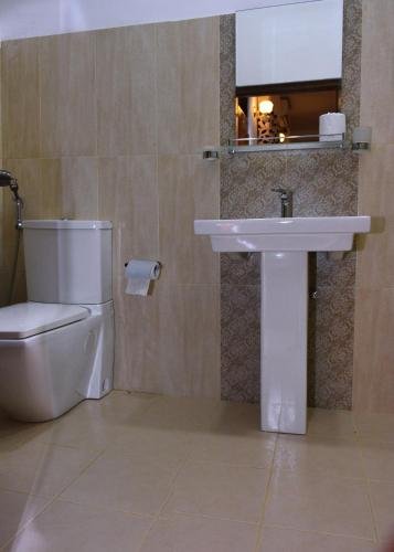 othashy airport hotel