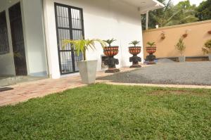 othashy airport hotel