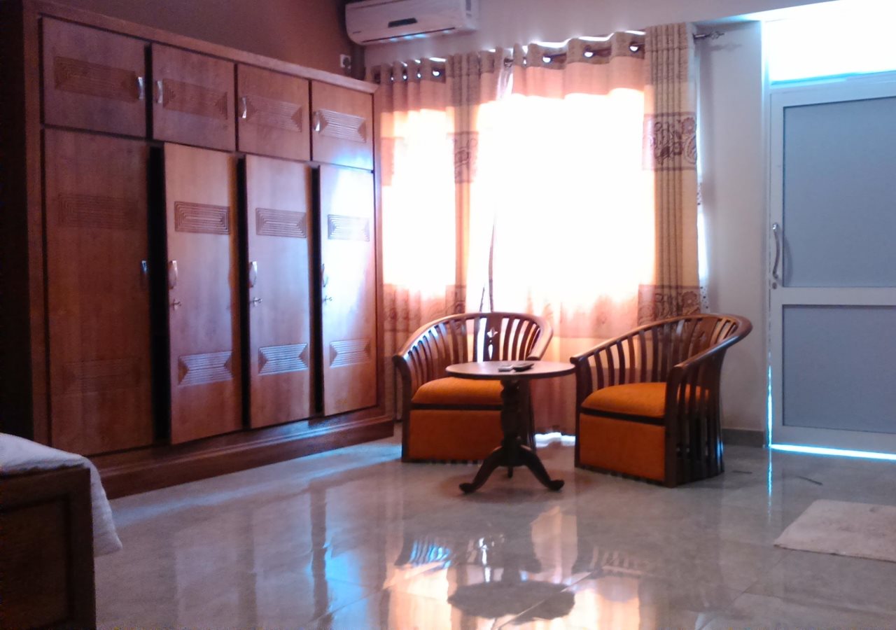 Hotel Royal Grand Paradise,,4 star