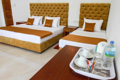 Hotel Nilketha,Kataragama>>Hambantota,3 star