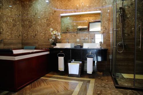 damas international hotel