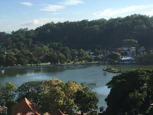 kandy supreme hotel