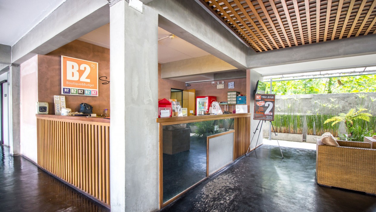 b2 santitham wat jed yod boutique and budget hotel