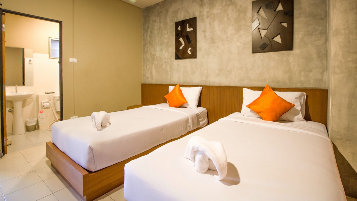 B2 Santitham (Wat Jed Yod) Boutique & Budget Hotel,Chiang Mai>>Chang Phueak,3 star