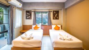 b2 santitham wat jed yod boutique and budget hotel