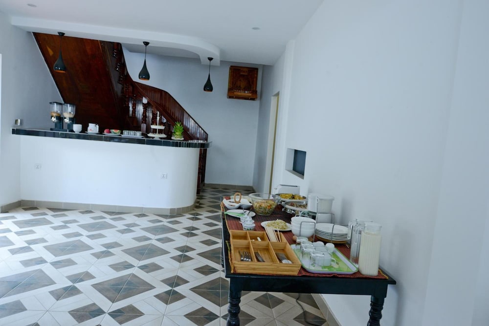 Hotel-Img