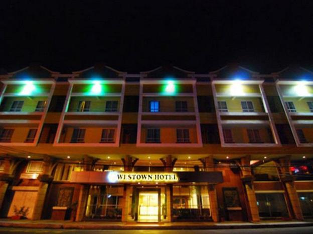 mo2 westown hotel bacolod downtown