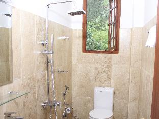 hotel city grand ella