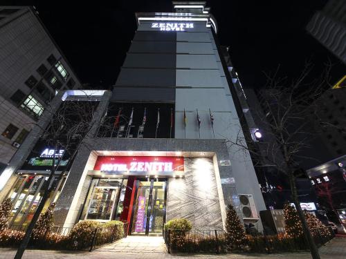 zenith hotel