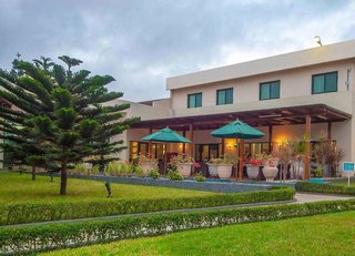 fiesta royale hotel