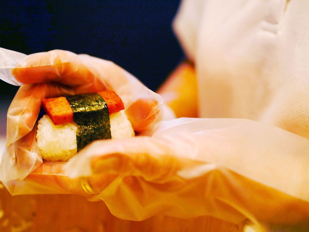 hotel emerald isle ishigakijima