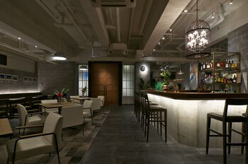 hotel emerald isle ishigakijima