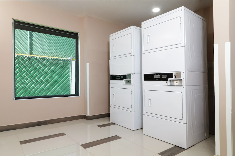 candlewood suites celaya by ihg