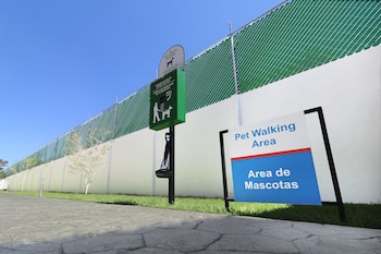 candlewood suites celaya by ihg