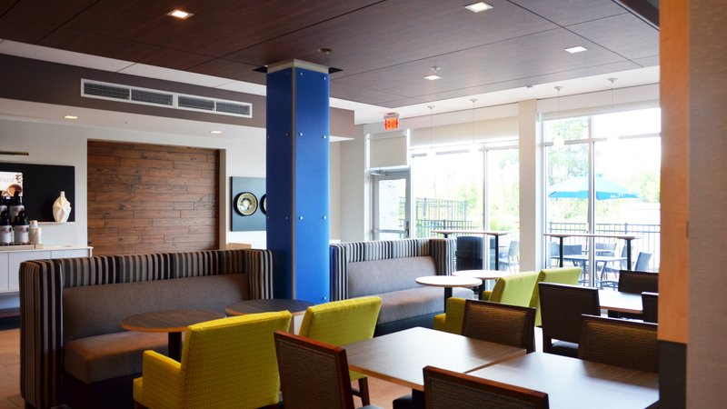 holiday inn express and suites jacksonville w i295