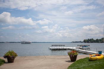Oakwood Resort,Syracuse>>Indiana,3 star