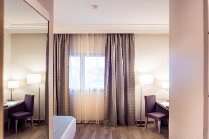 golden tulip le diplomate cotonou