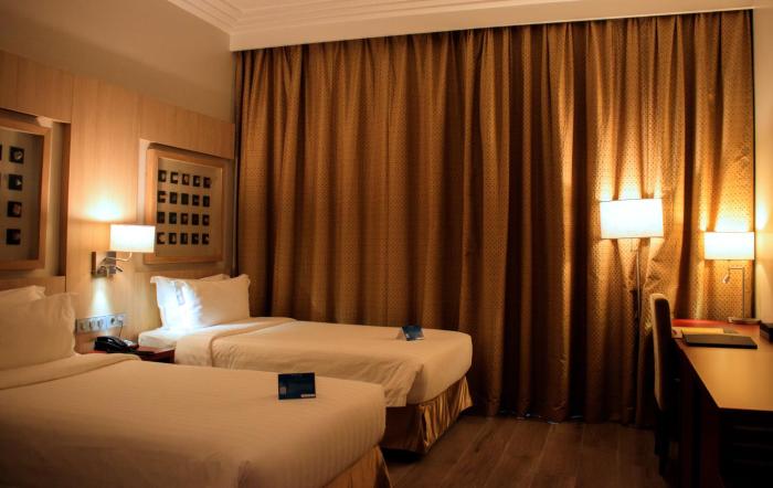 golden tulip le diplomate cotonou