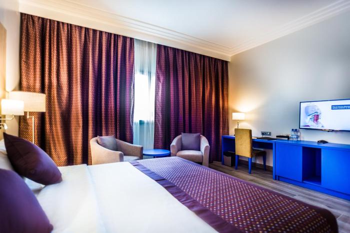 golden tulip le diplomate cotonou