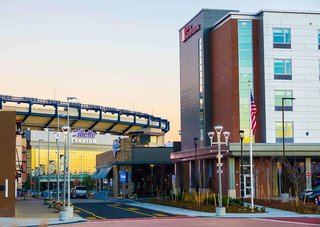 Hilton Garden Inn Foxborough Patriot Place,Foxboro>>Bridgewater,3 star