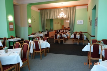 Hotel Hana,Karlovy Vary>>Cheb,3 star